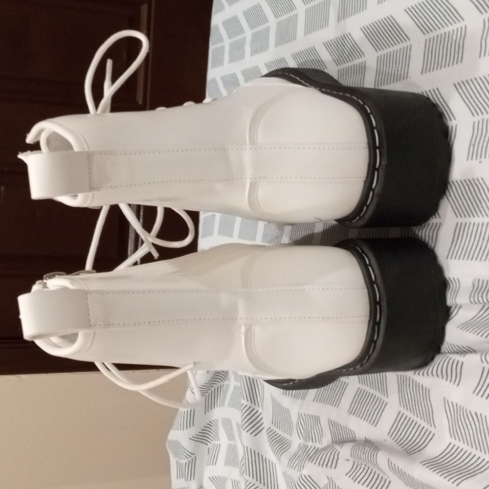 Combat boots - Picture 2 of 6